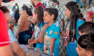 Escola Primeiros Passos realiza 3ª Feira do Empreendedorismo